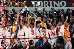 皇马缺席金球奖颁奖礼：球队声誉影响及未来挑战